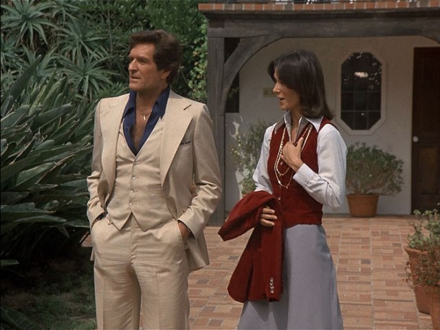 Tony Mann (Hugh O'Brian) and Sabrina (Kate Jackson)